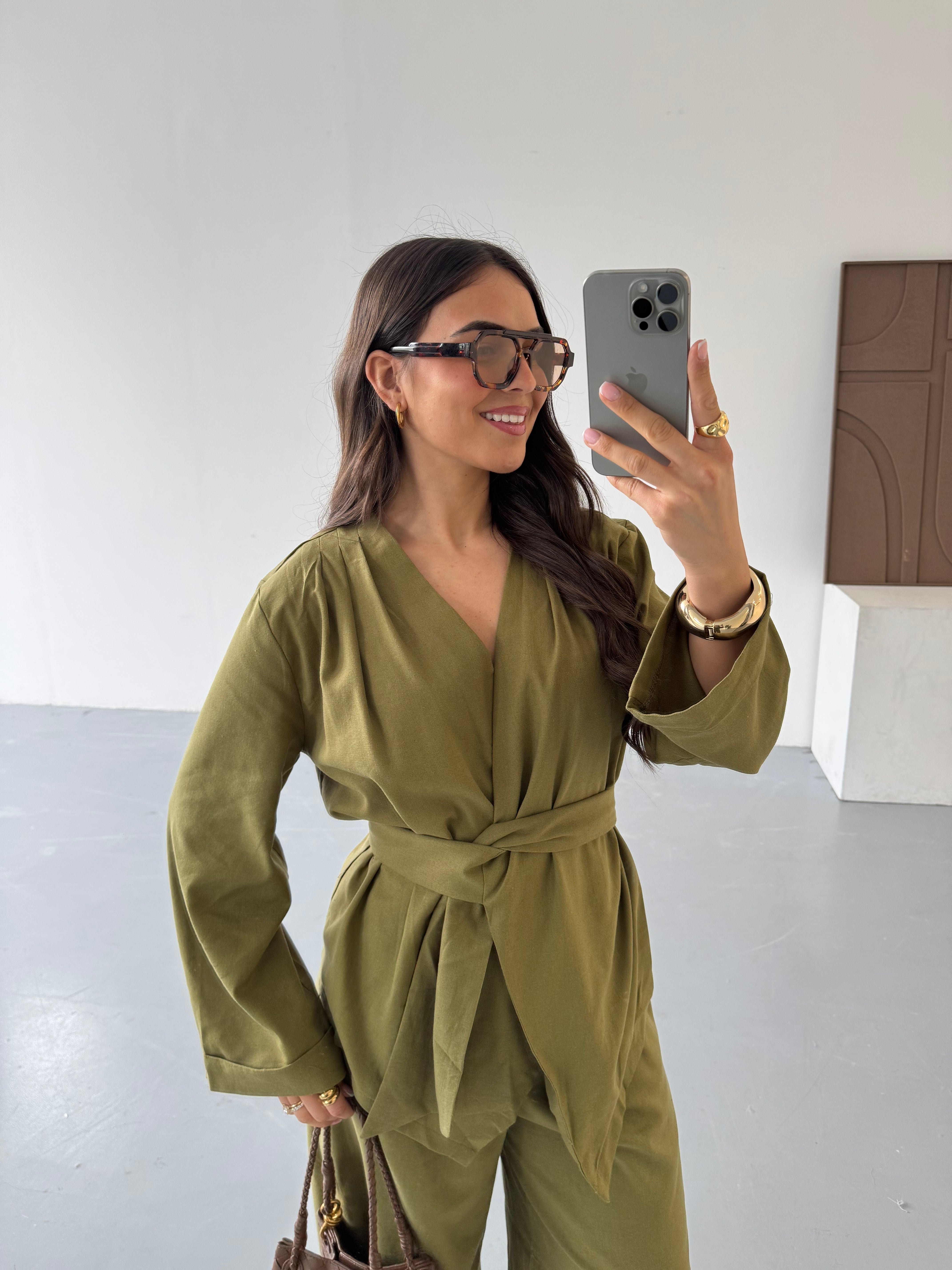 Ensemble à nouer ELONA vert olive (25CY815)