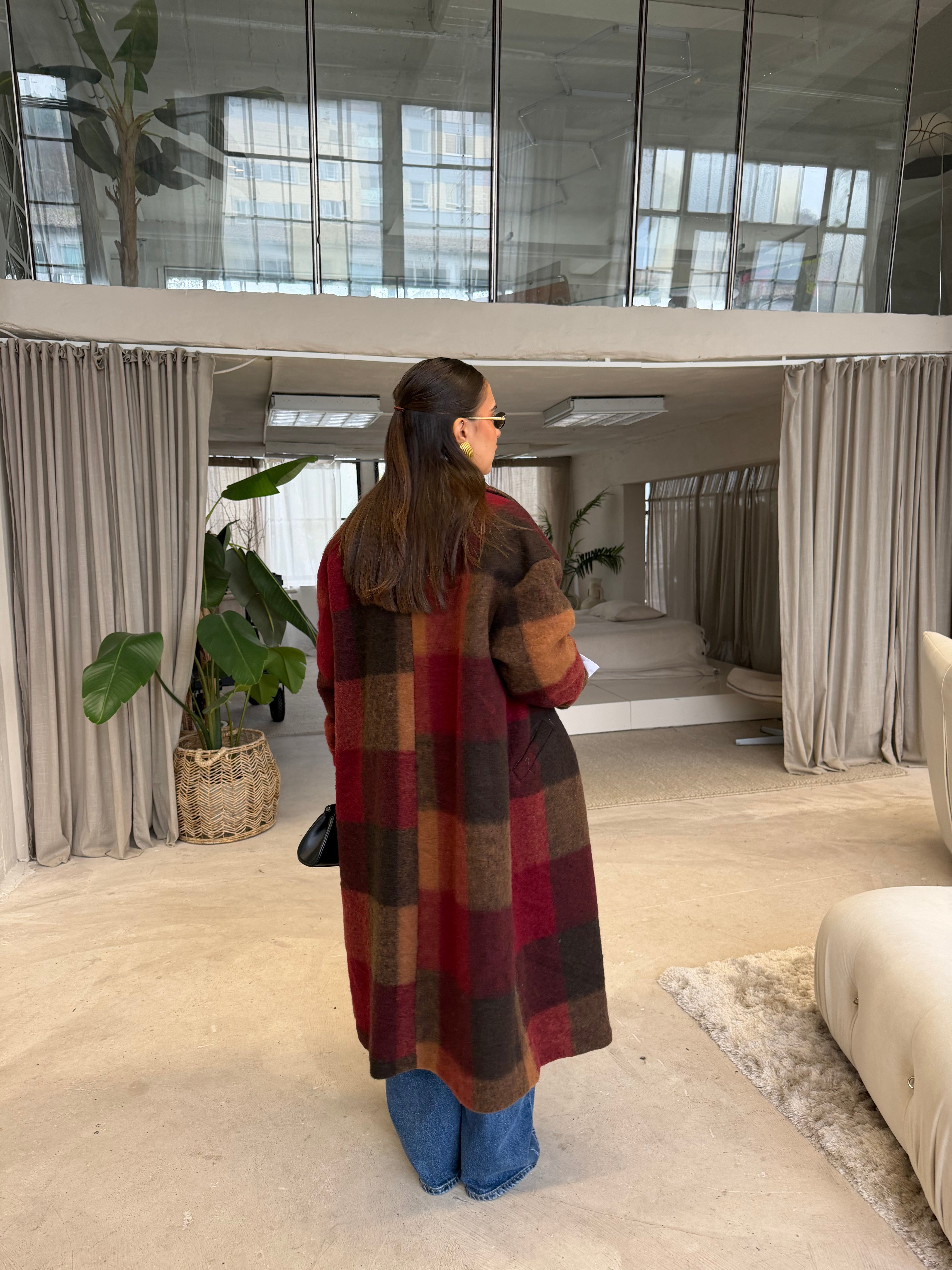 Manteau laine à carreaux bordeaux