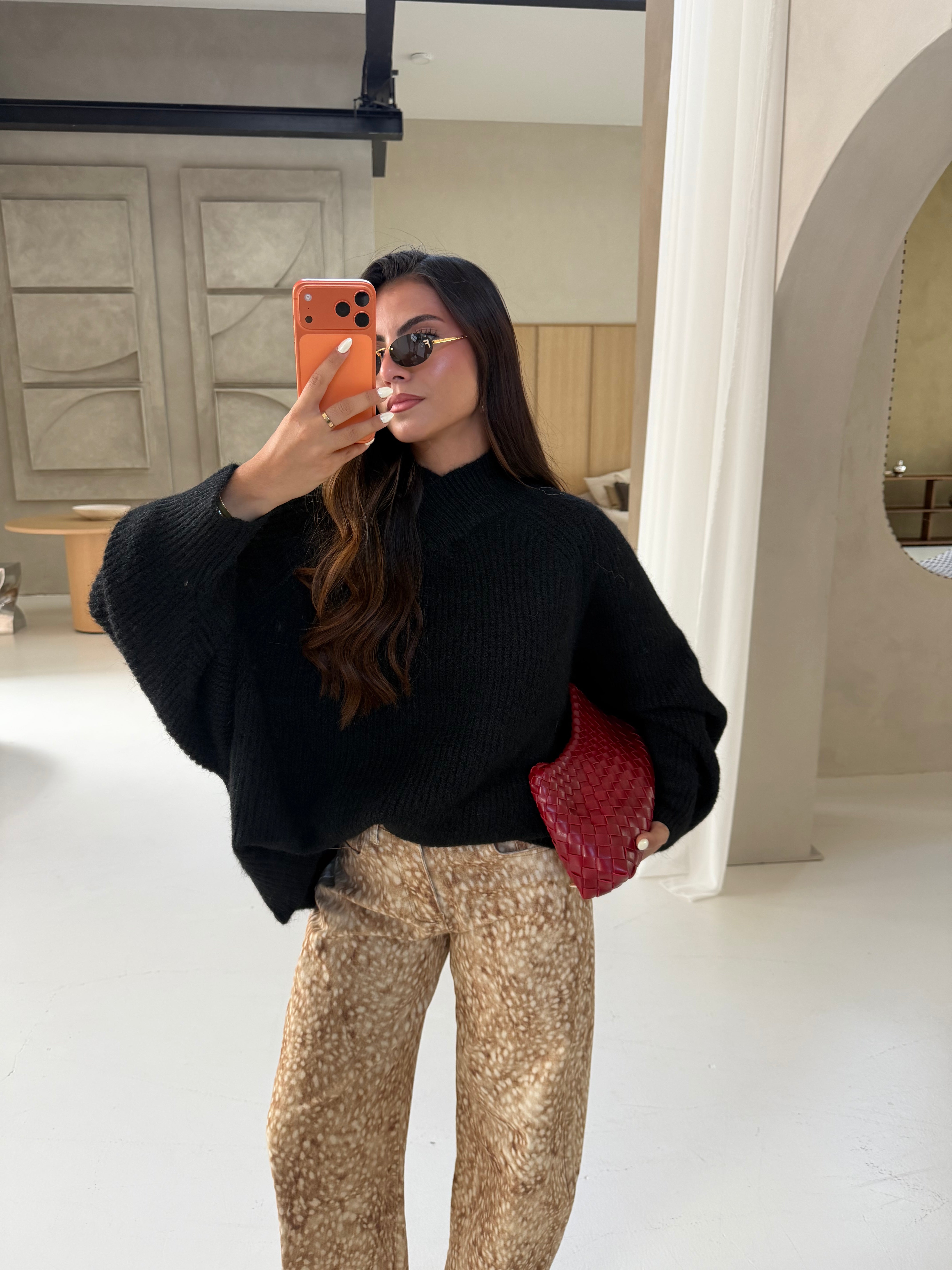 Pull BESTI noir (LC397)