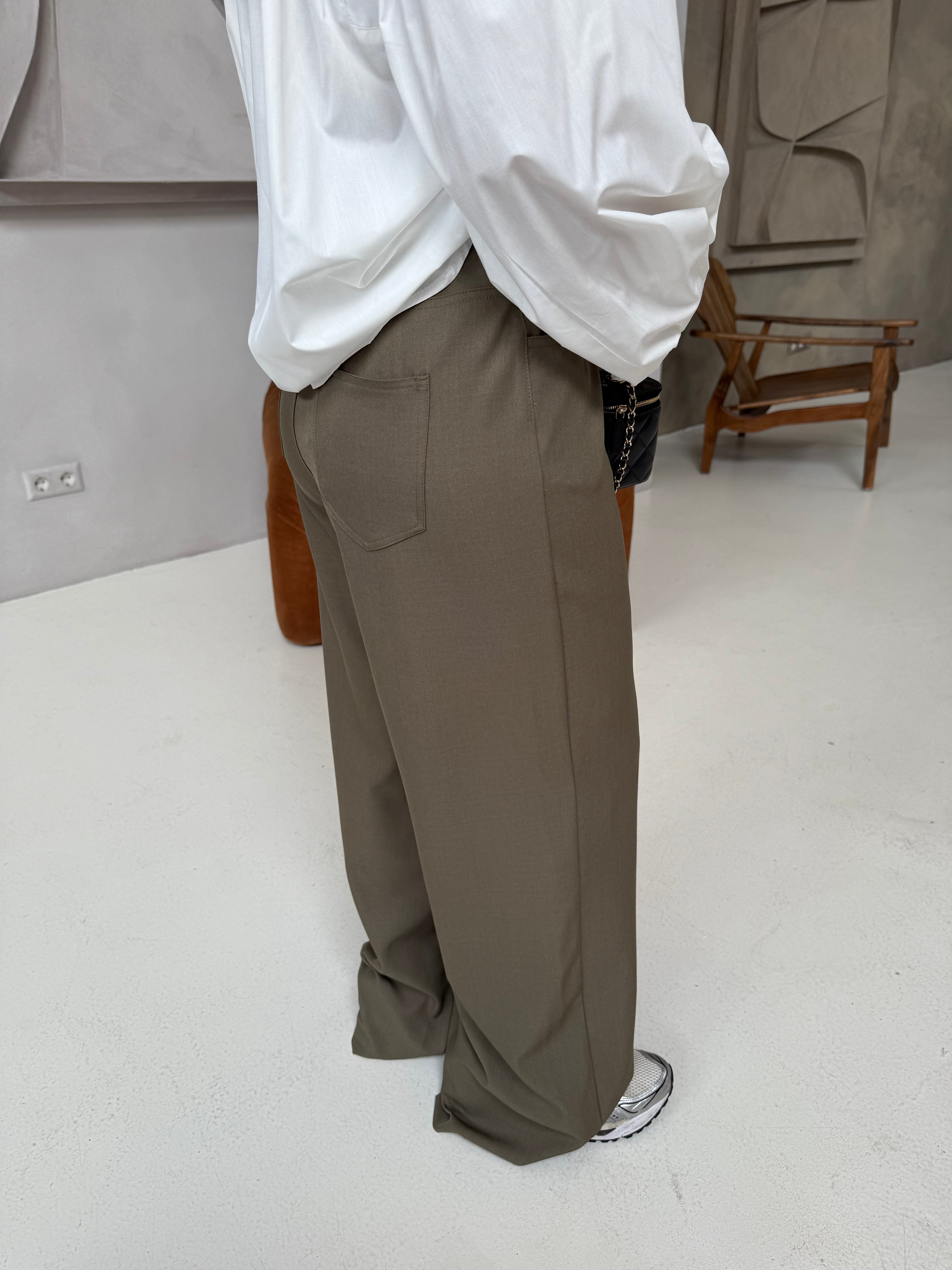 Pantalon droit basique kaki (P25211)