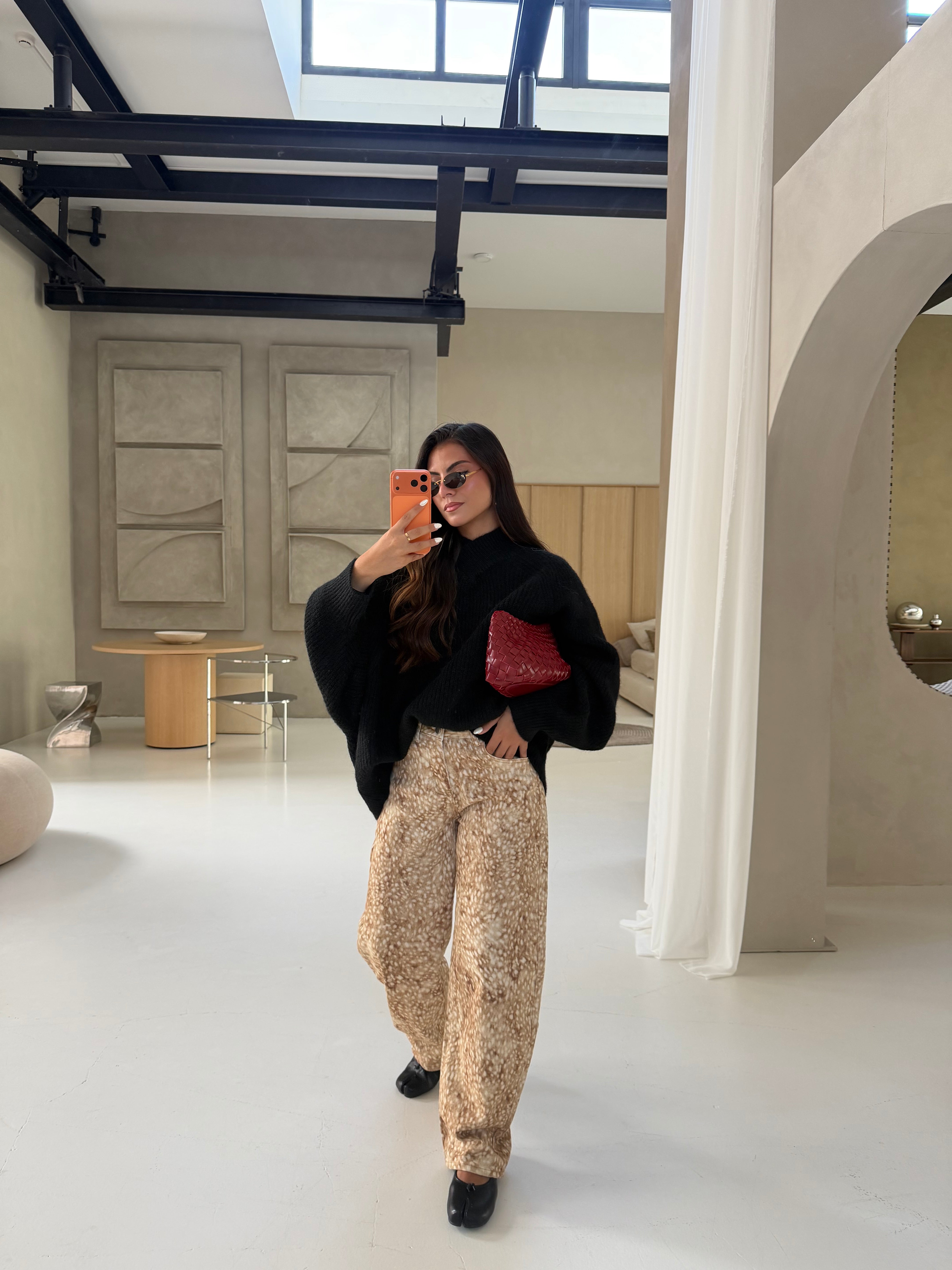 Pull BESTI noir (LC397)