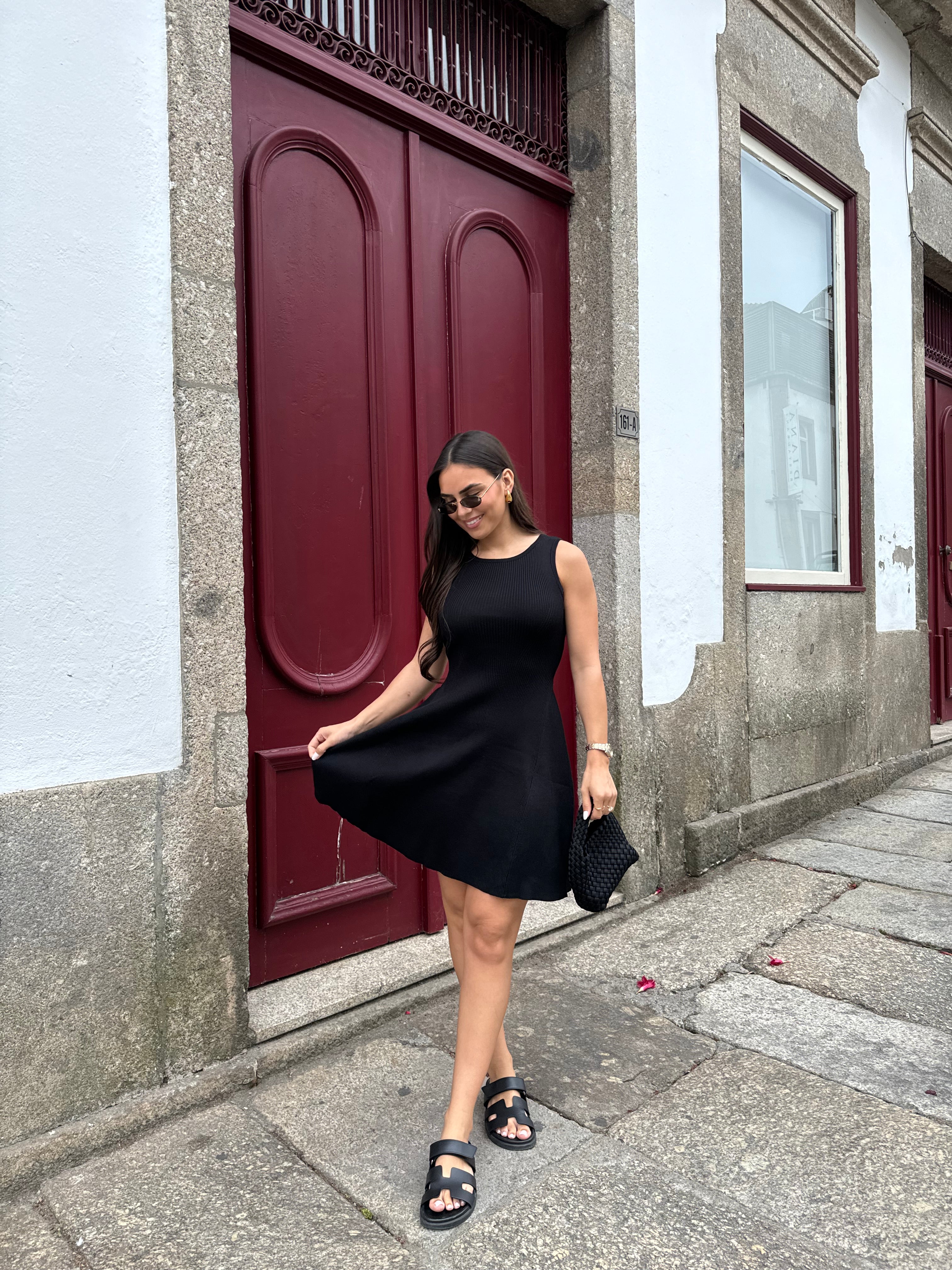 Black short MIDI dress (PL5375)