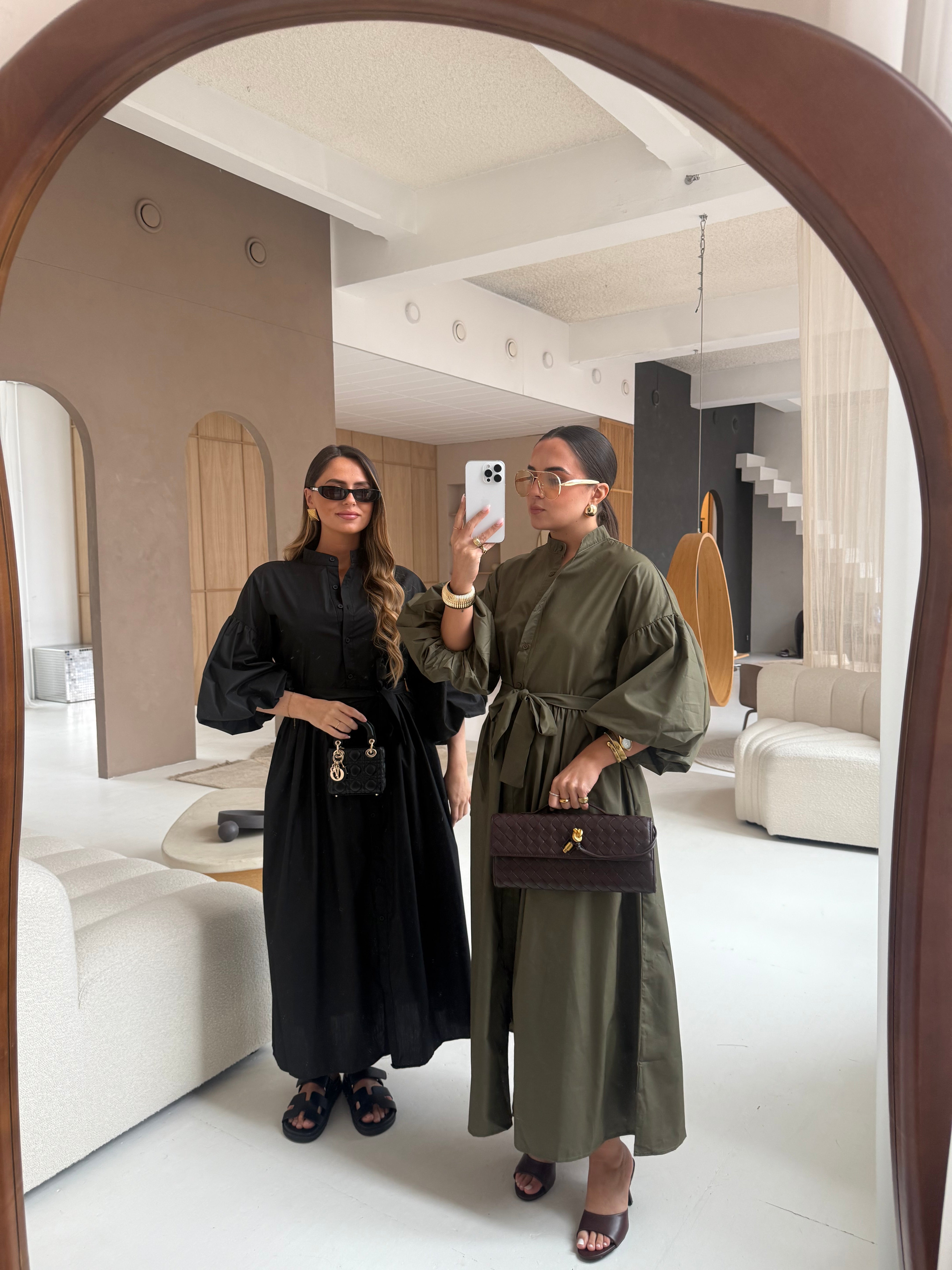 Robe longue noire manche bouffante (SC208)