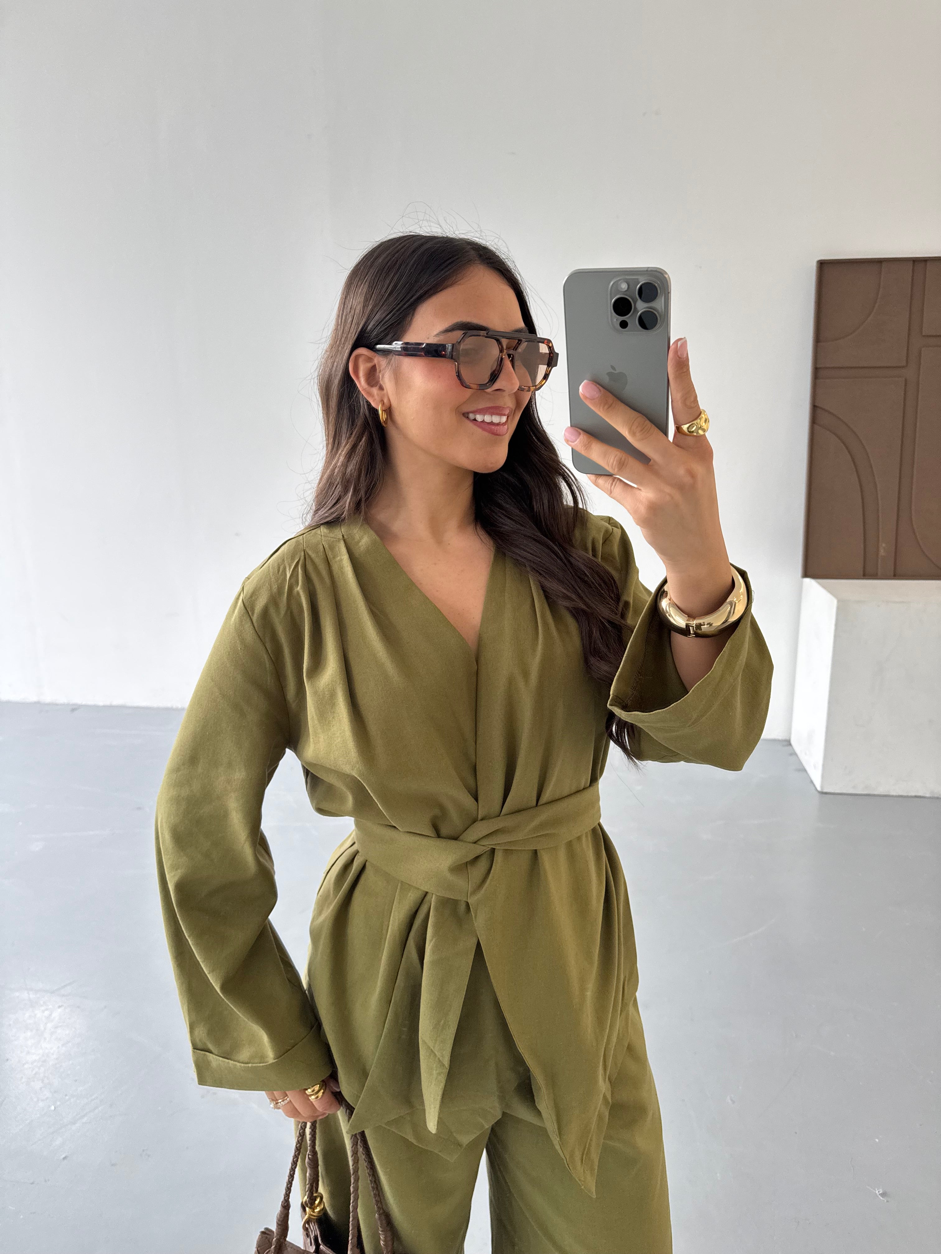 Ensemble à nouer ELONA vert olive (25CY815)