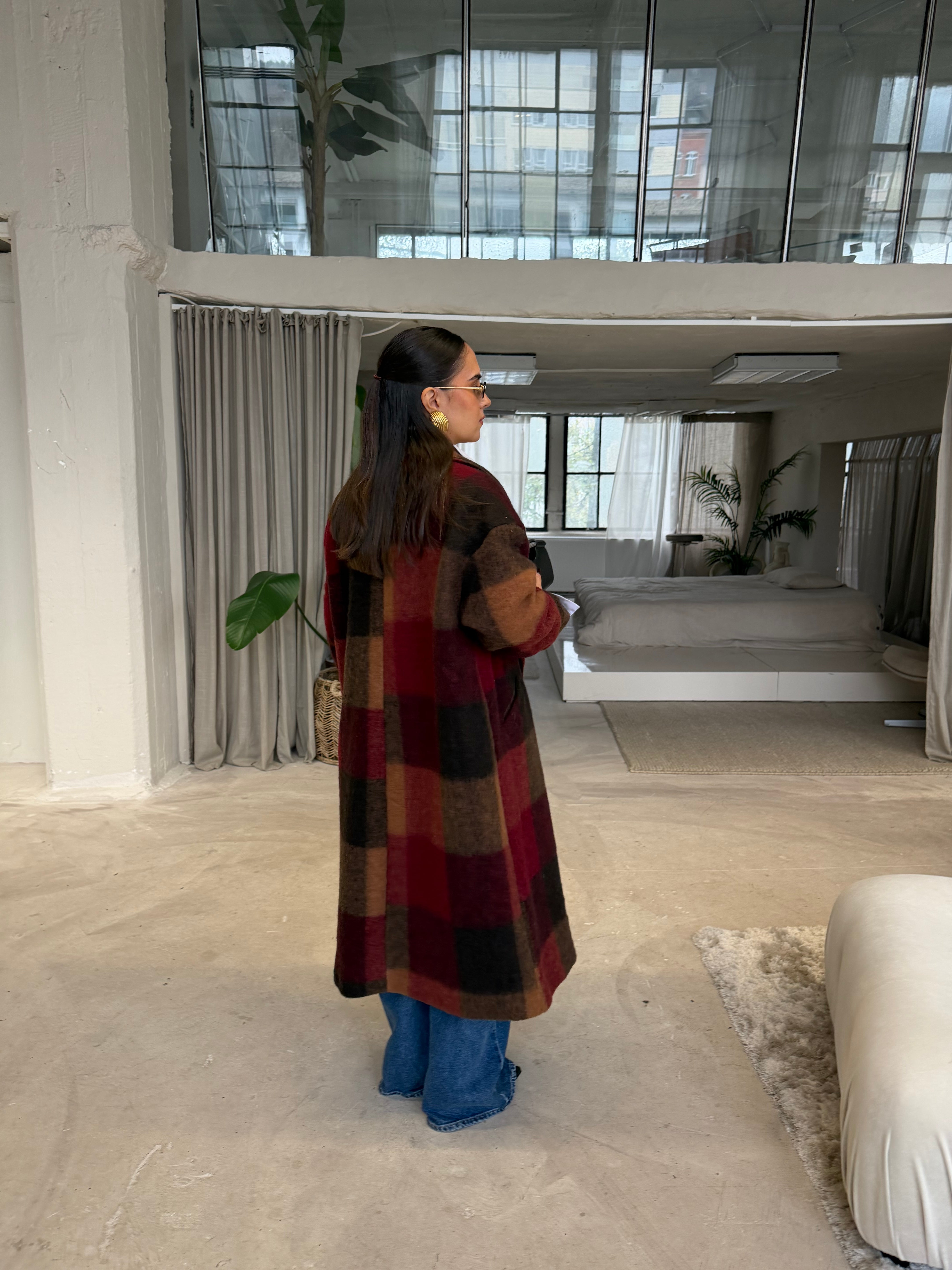 Manteau laine à carreaux bordeaux