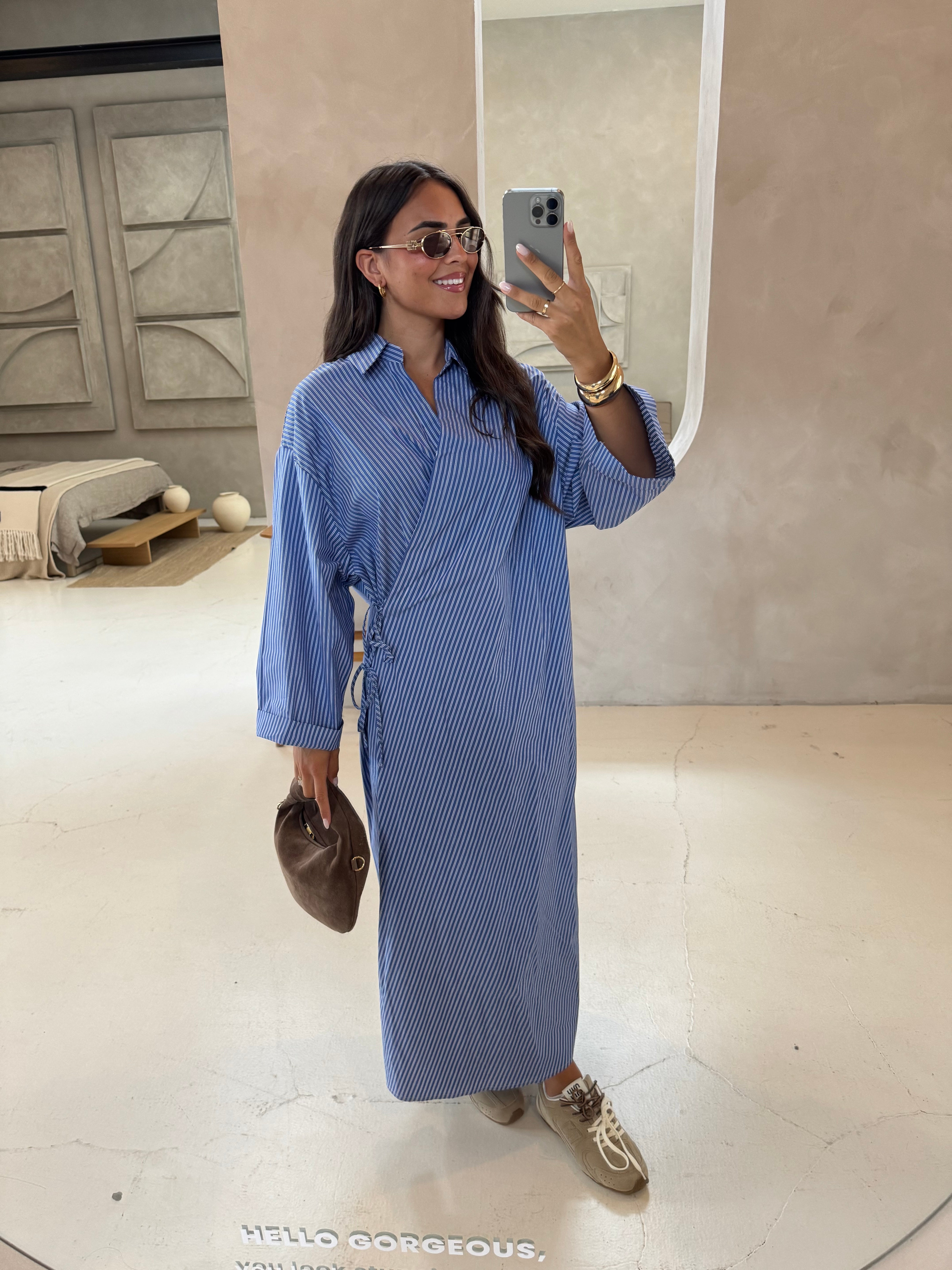 Robe longue à rayures bleu foncée (51127)