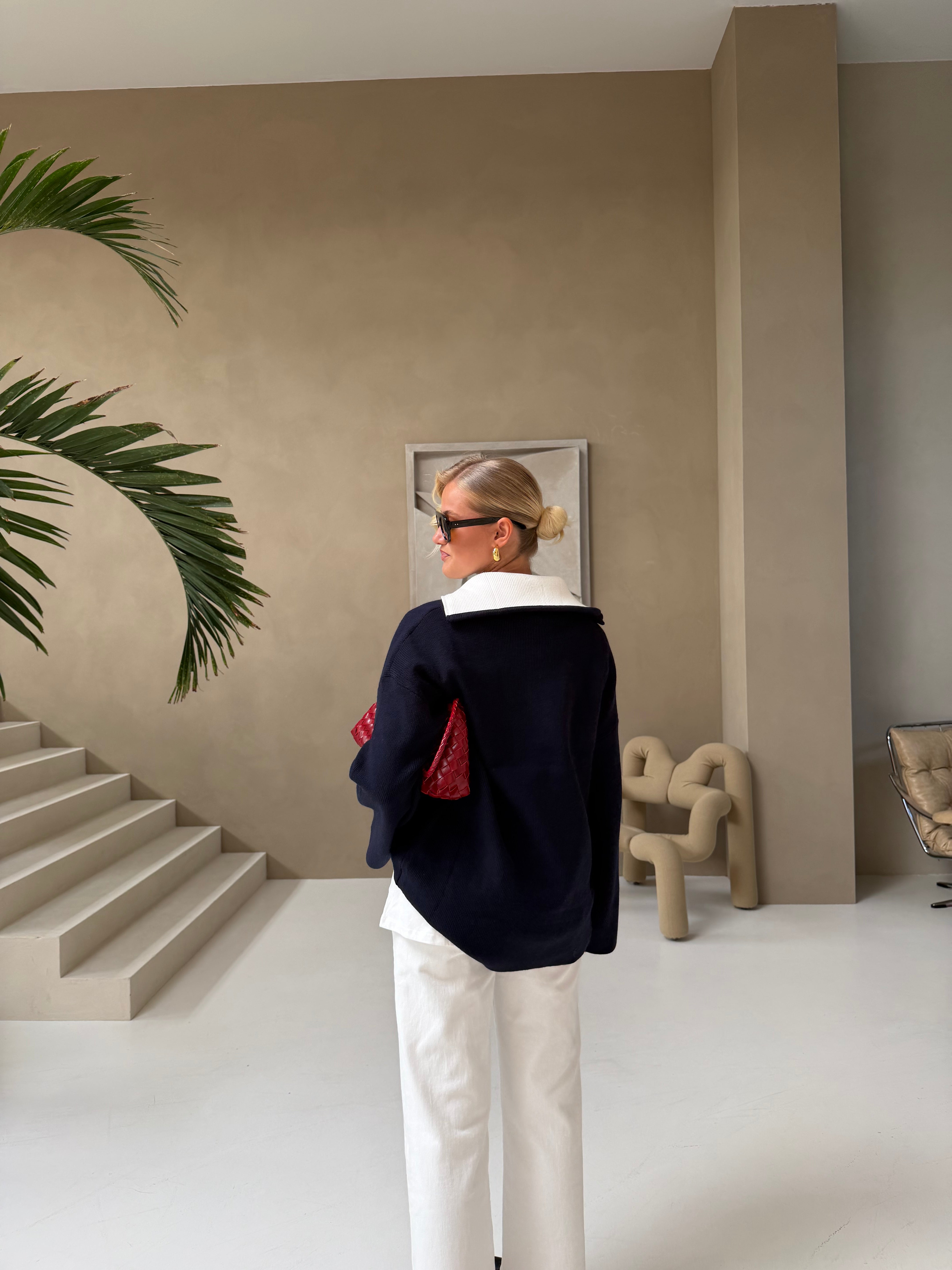 Pull TRINA bleu marine (LC450)
