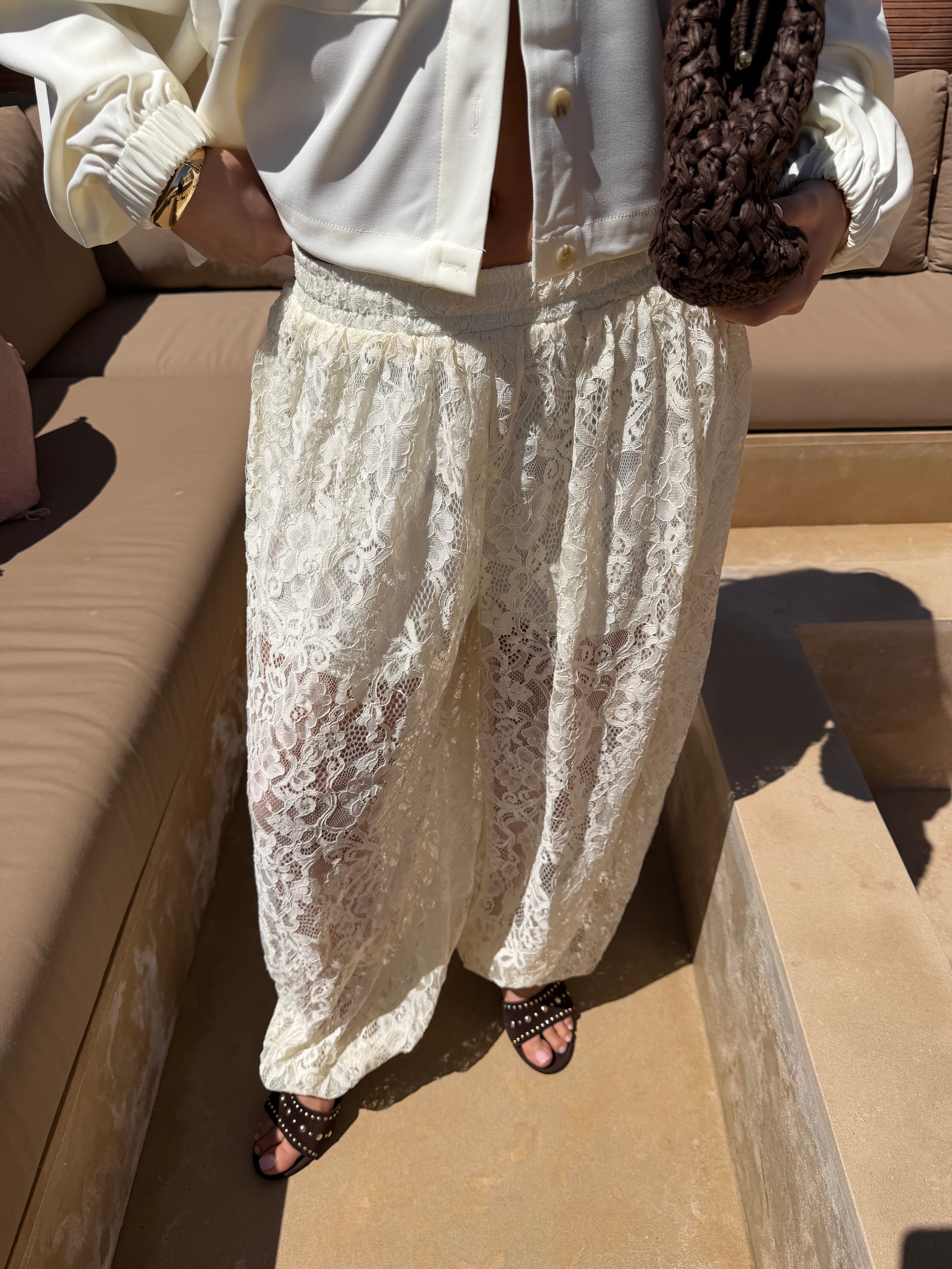 Pantalon en dentelle crème (FK156)
