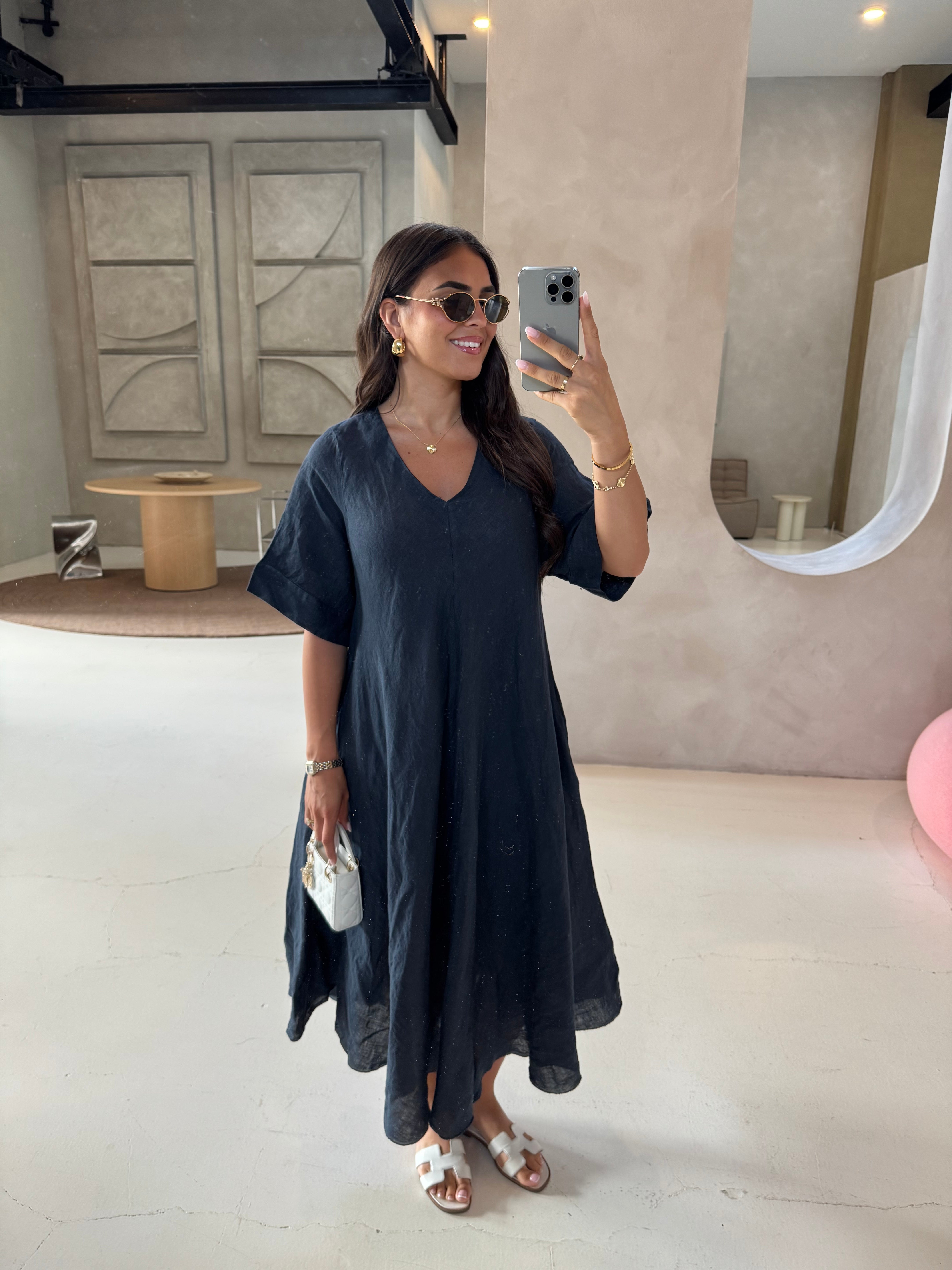 Robe SINAYA longue en lin bleue marine