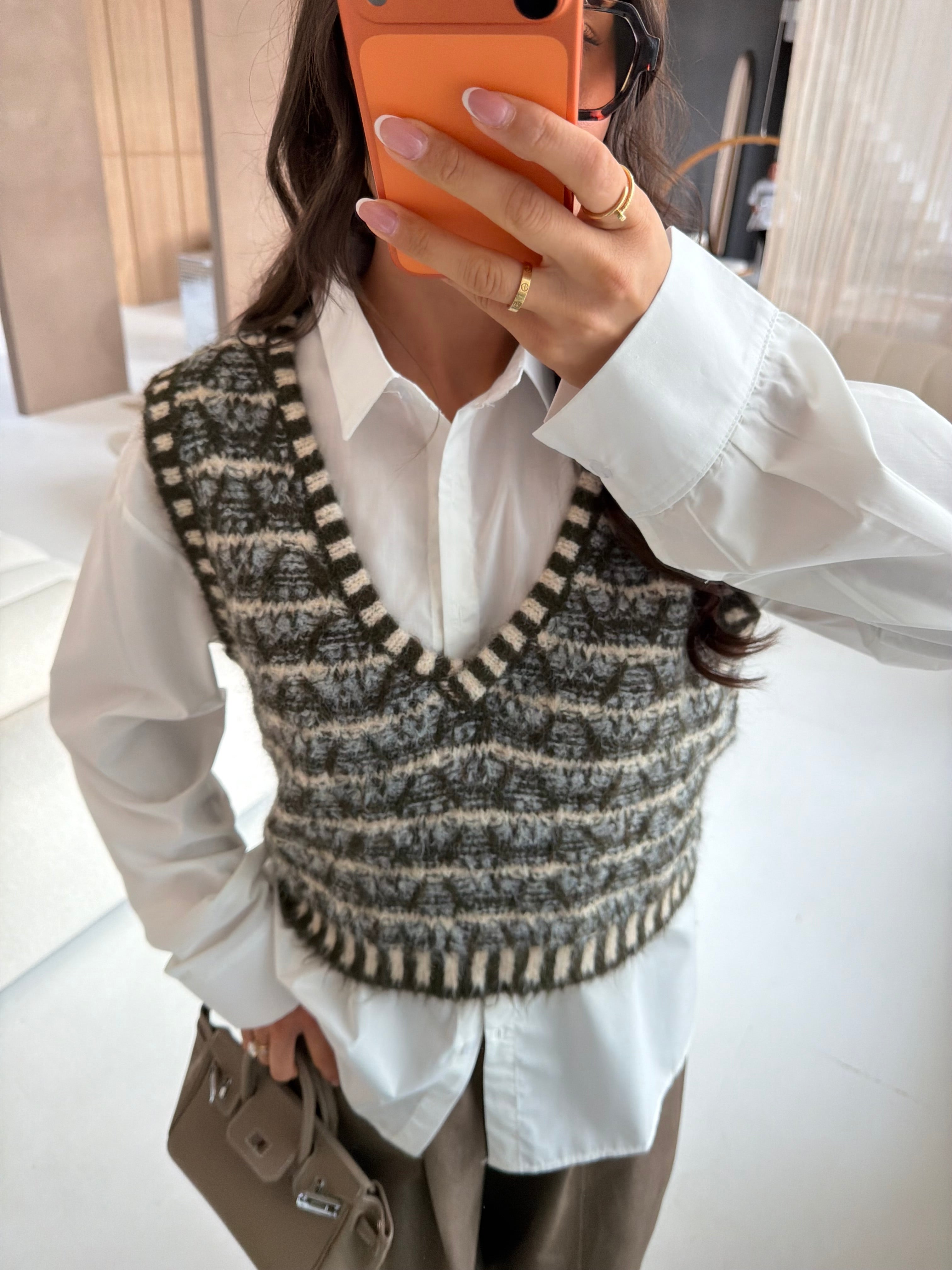 Pull V sans manche vert (24203407)