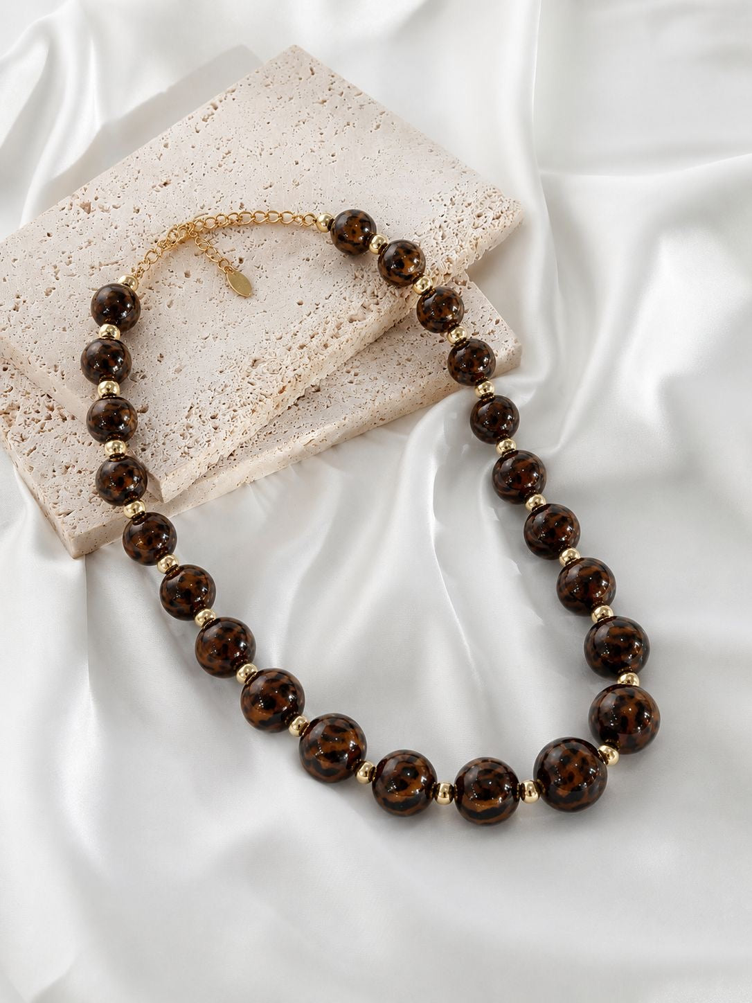Collier BOULE léopard (N-41062)