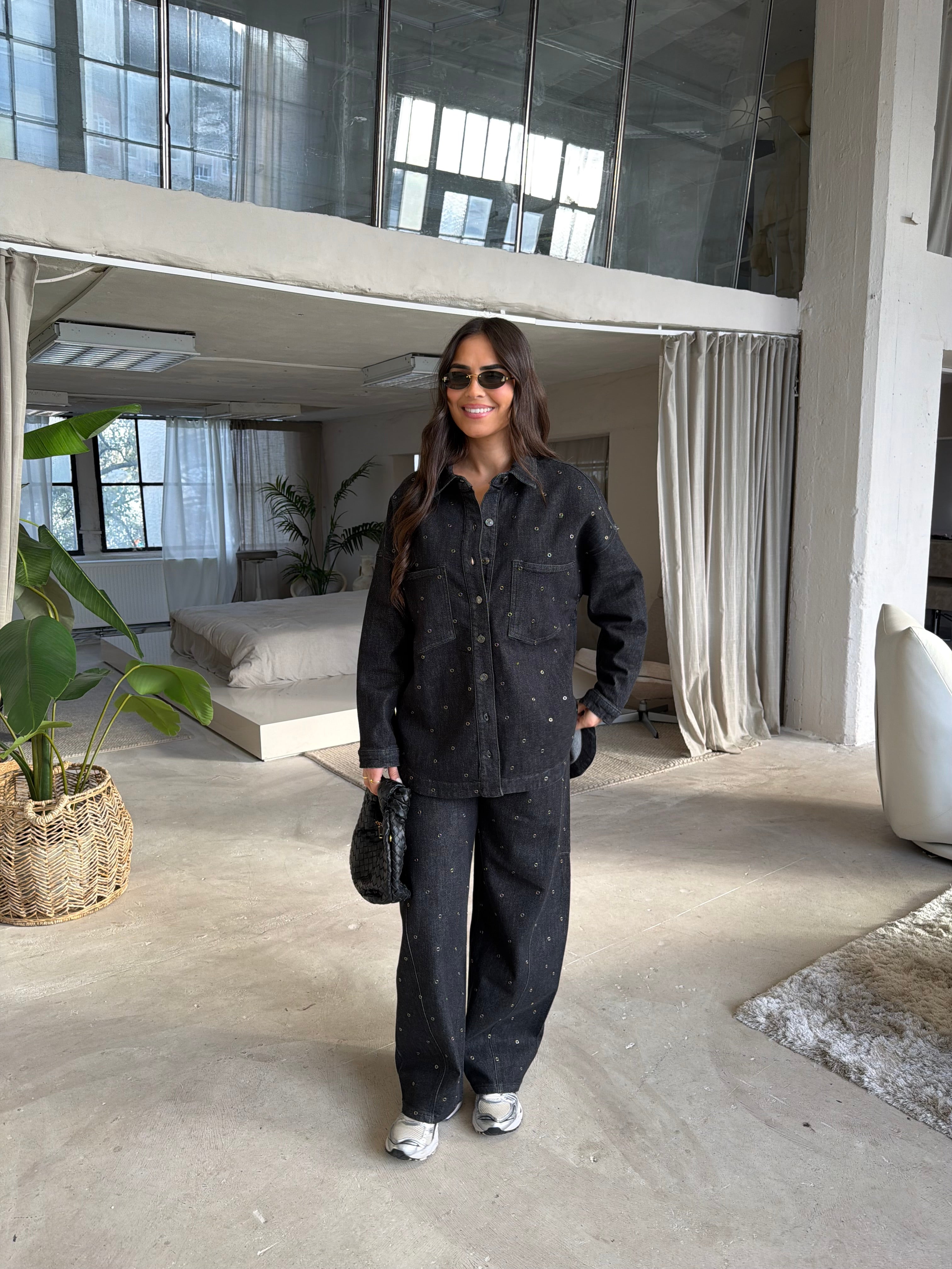 Veste en jean œillet noir (V8757)