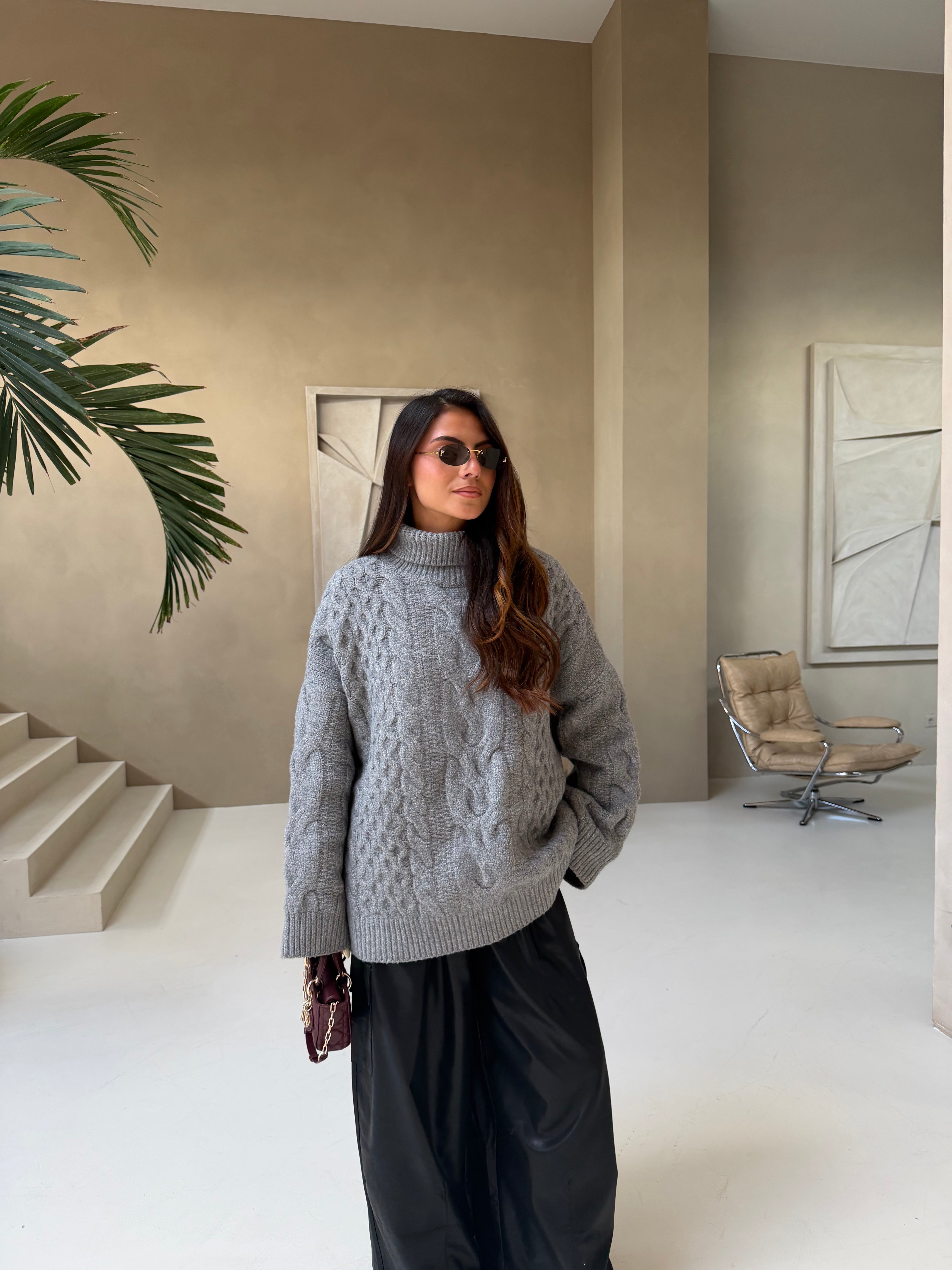 Pull col roulé gris