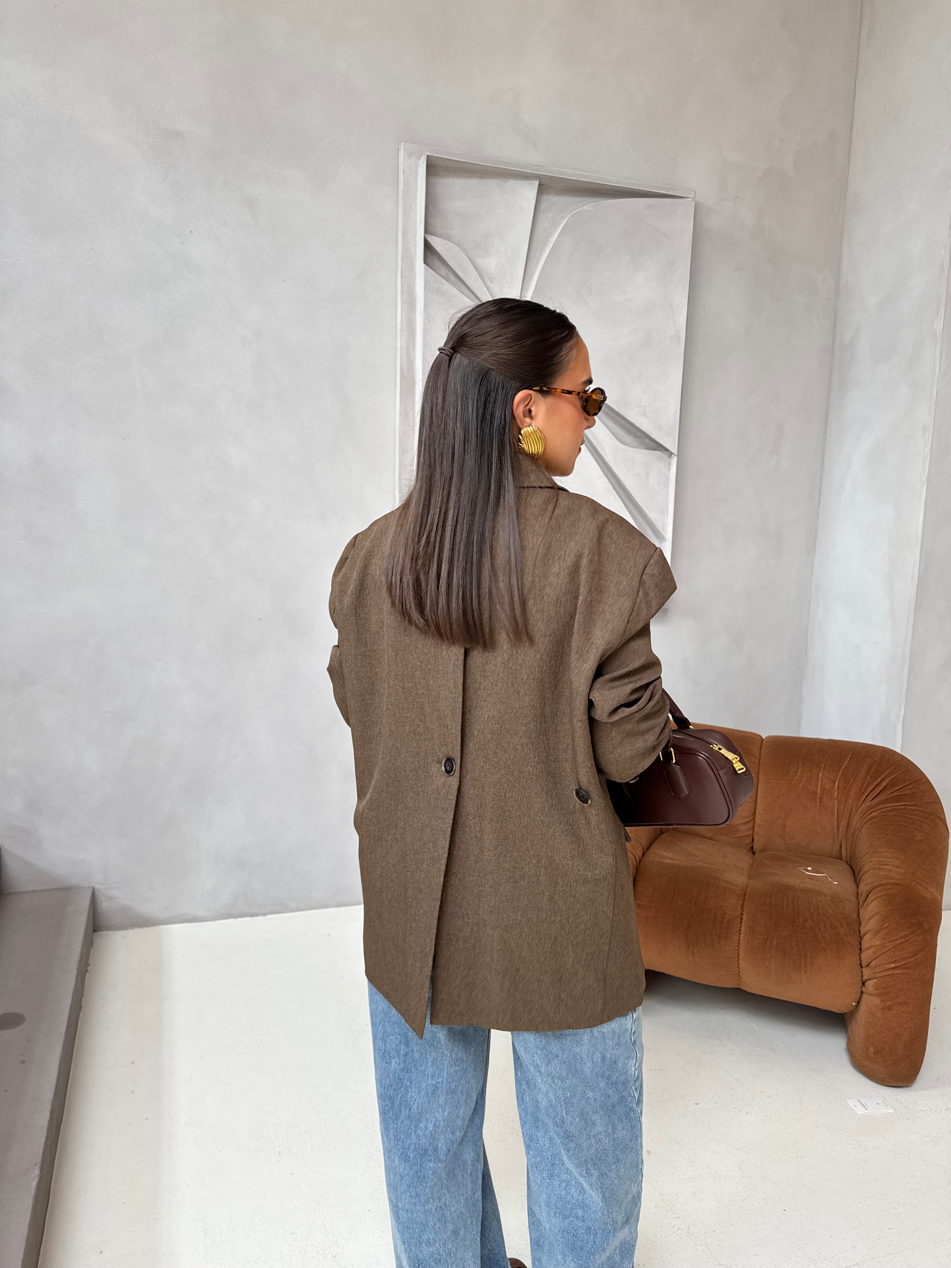 Blazer choco avec bouton au dos (W25210)