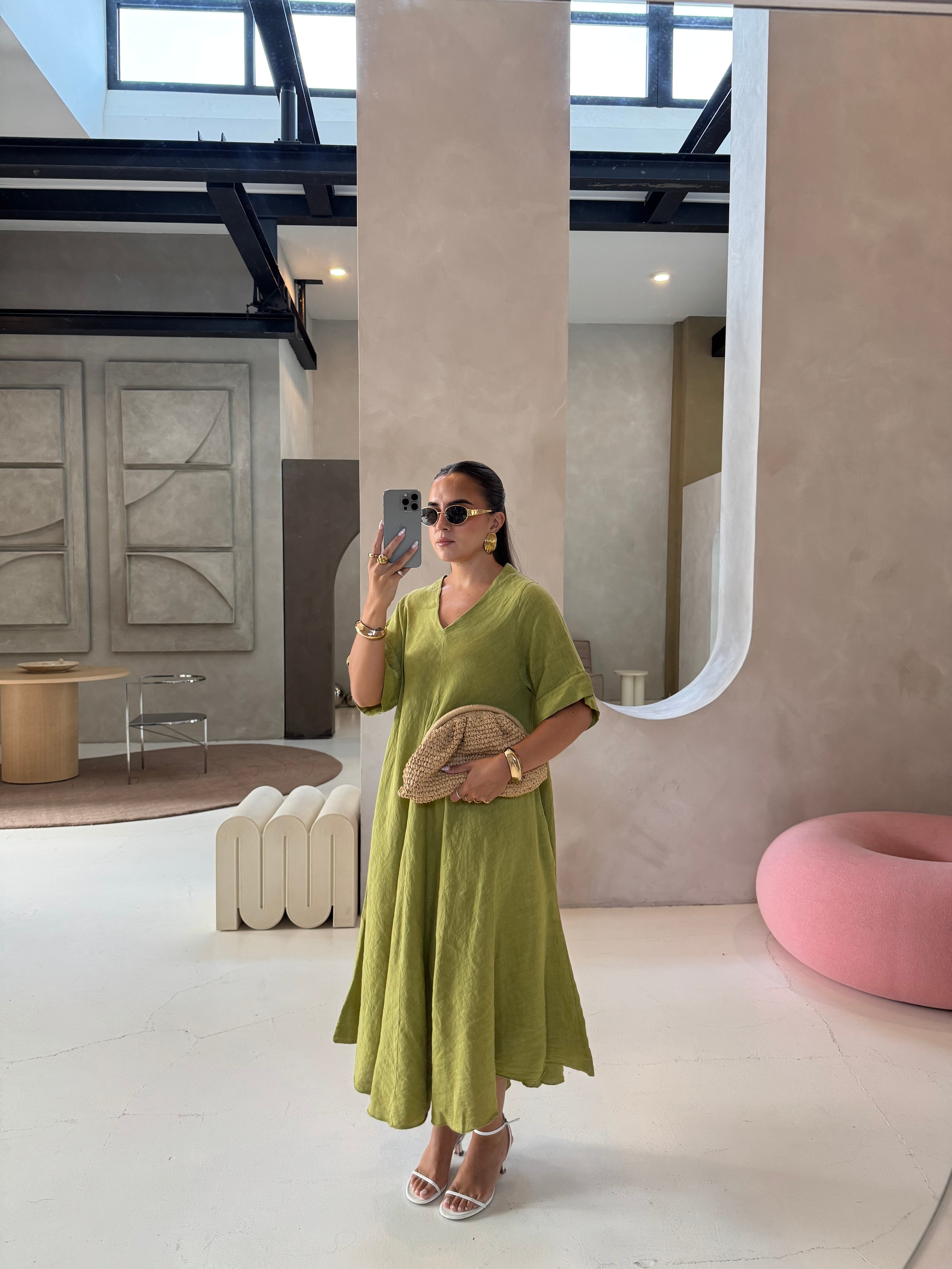 Robe SINAYA longue en lin olive