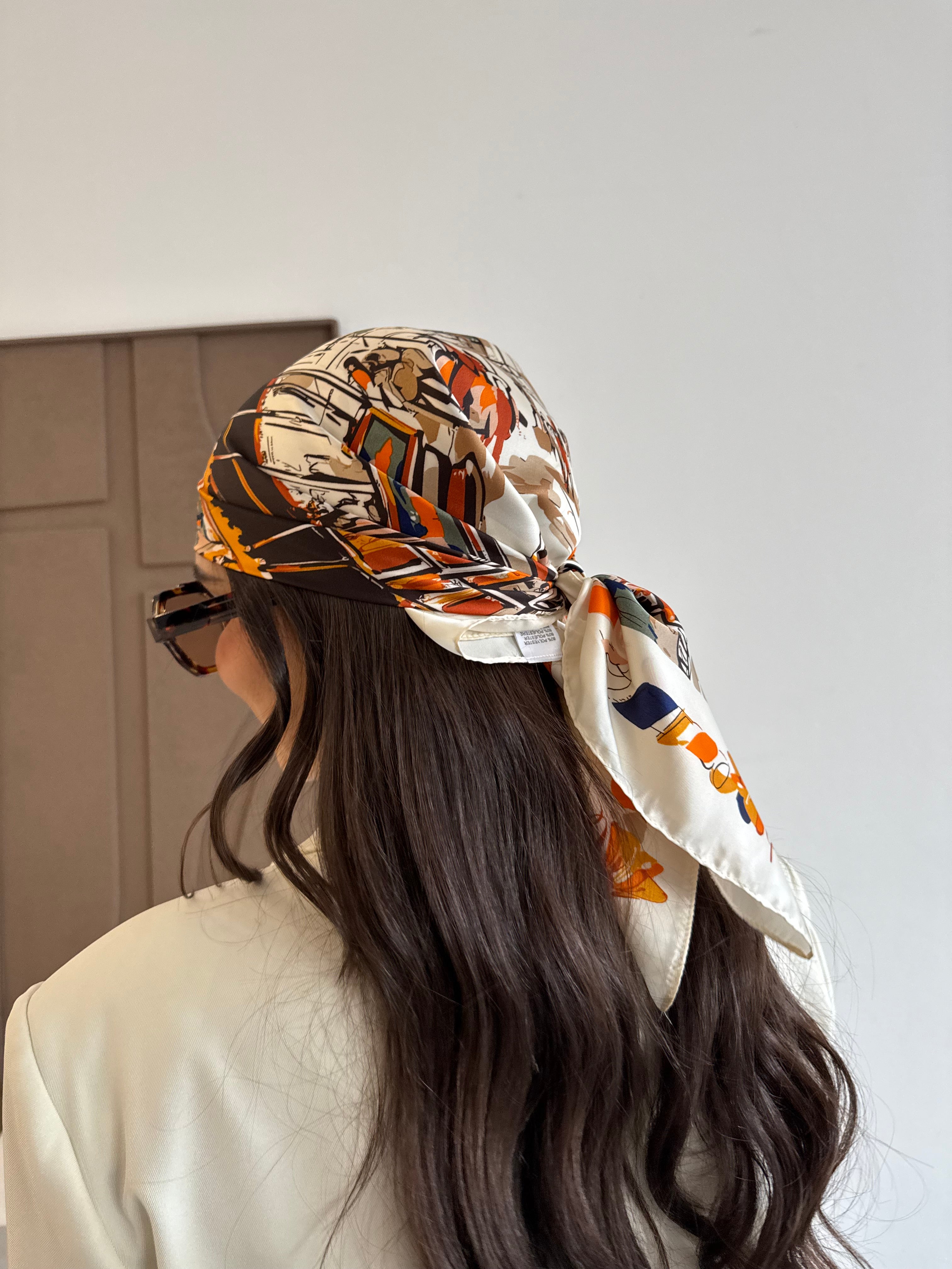 Carré de soie Foulard 70x70