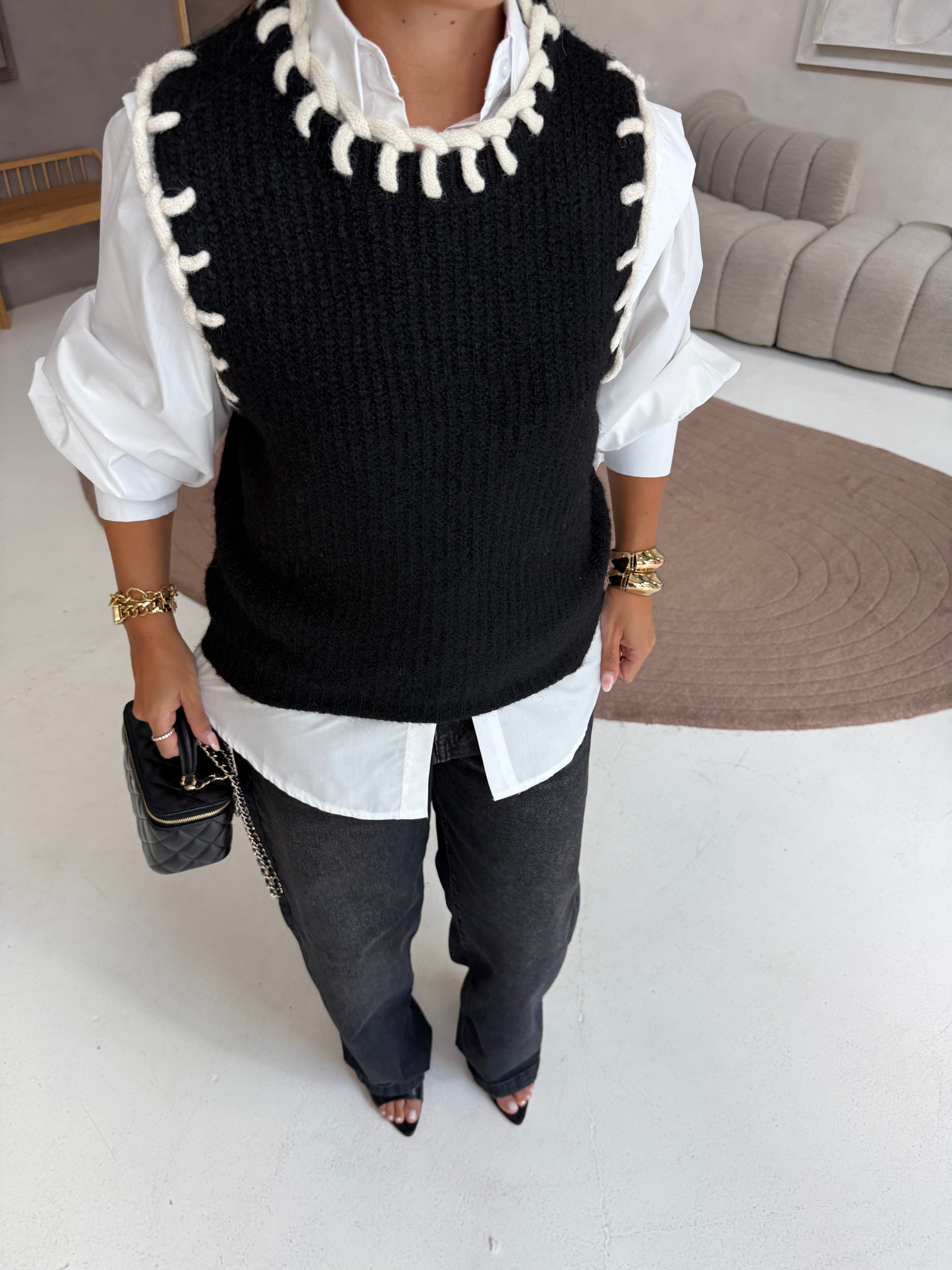Pull sans manches noir (yu659)