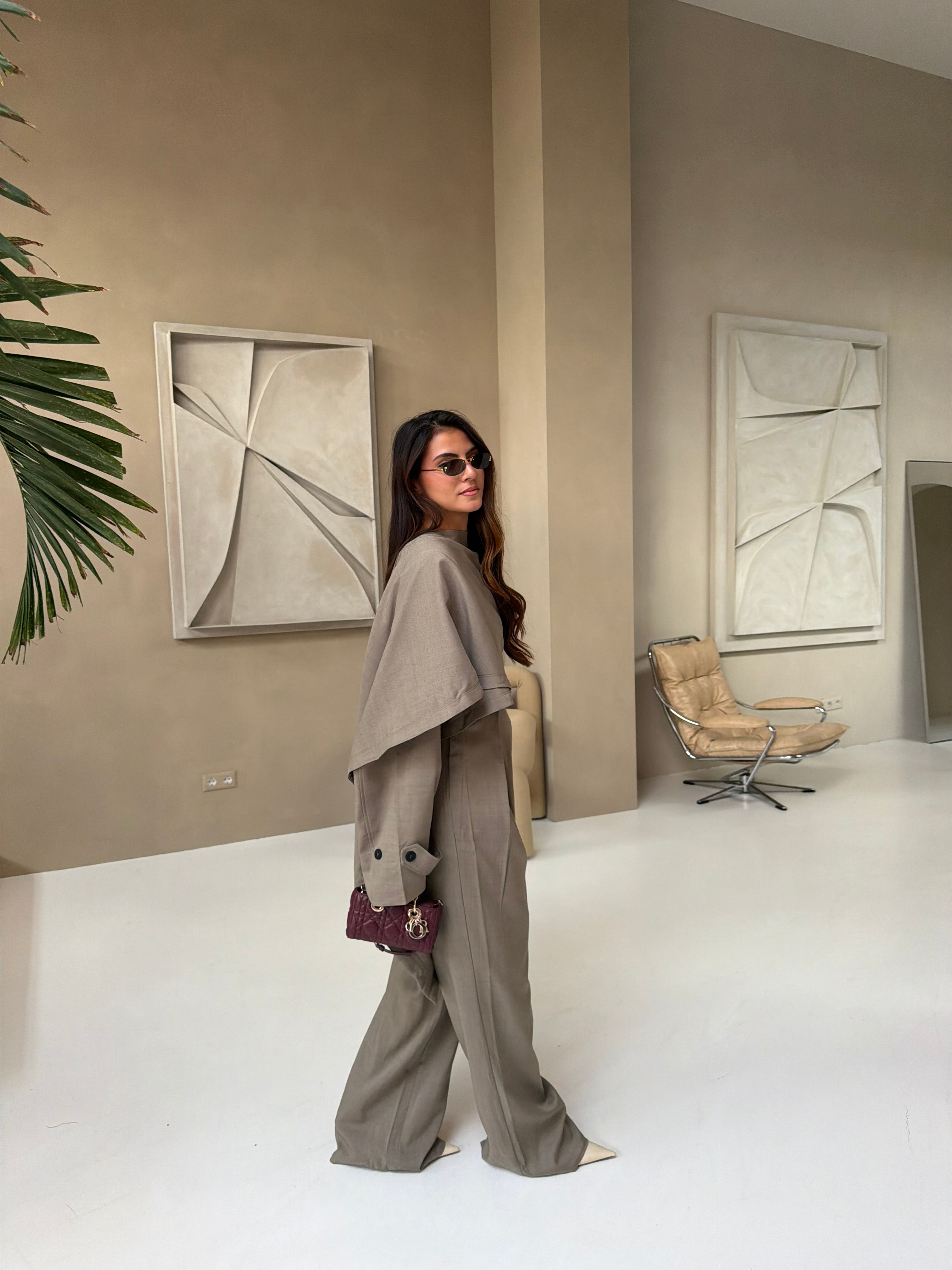 Ensemble CAPE taupe  (VE7216)