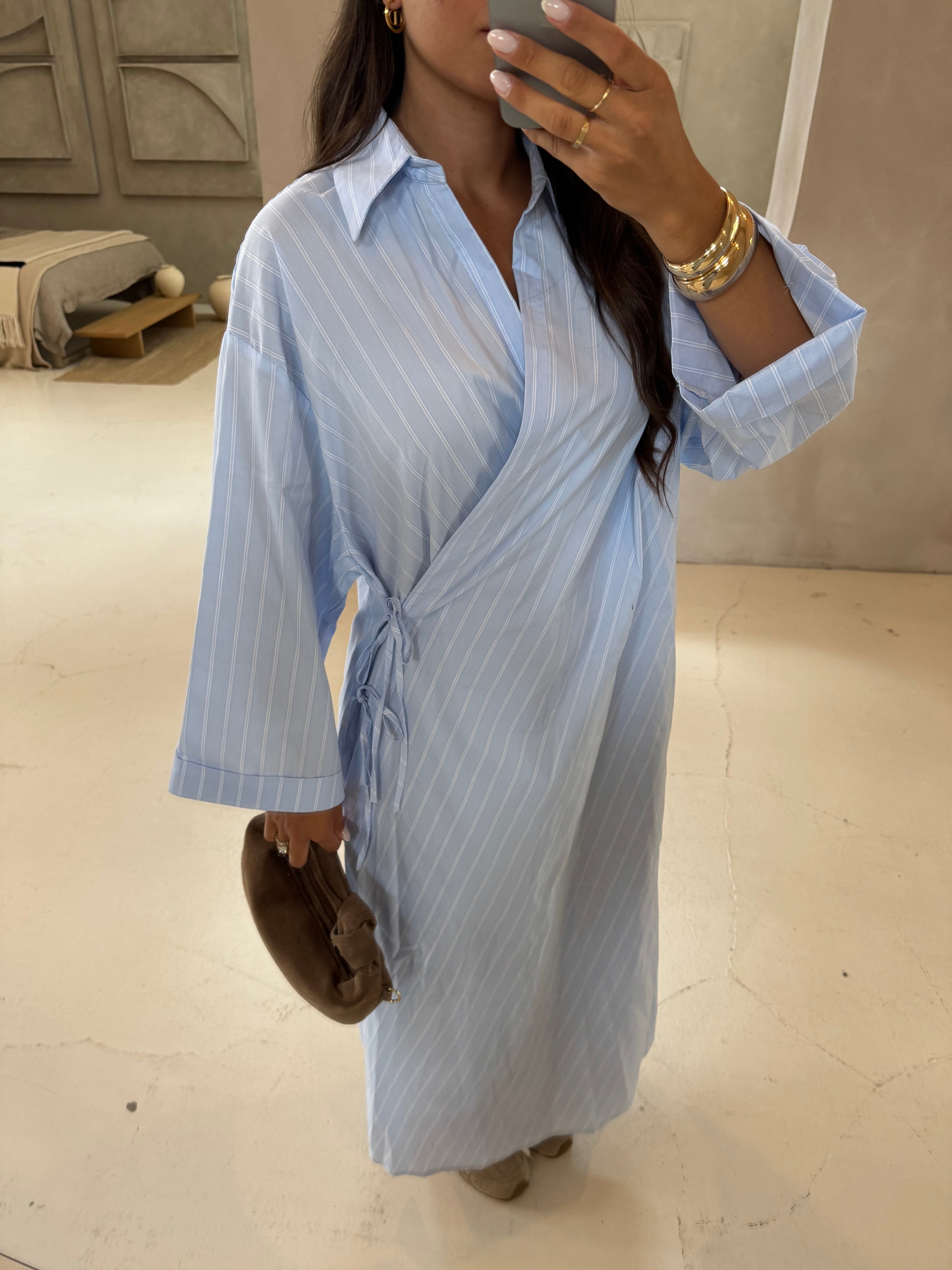 Robe longue à rayures bleu claire (51127)