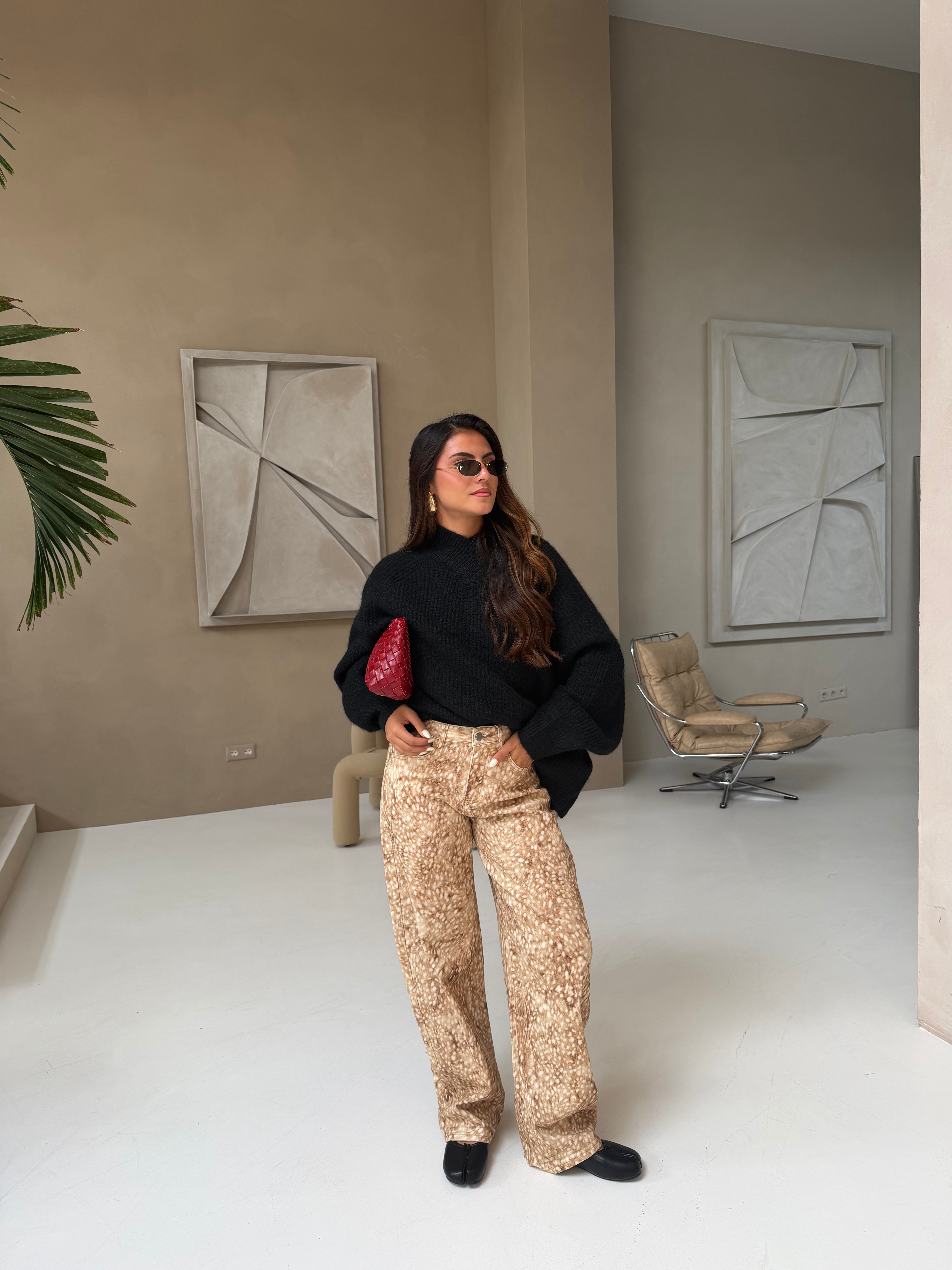 Pull BESTI noir (LC397)
