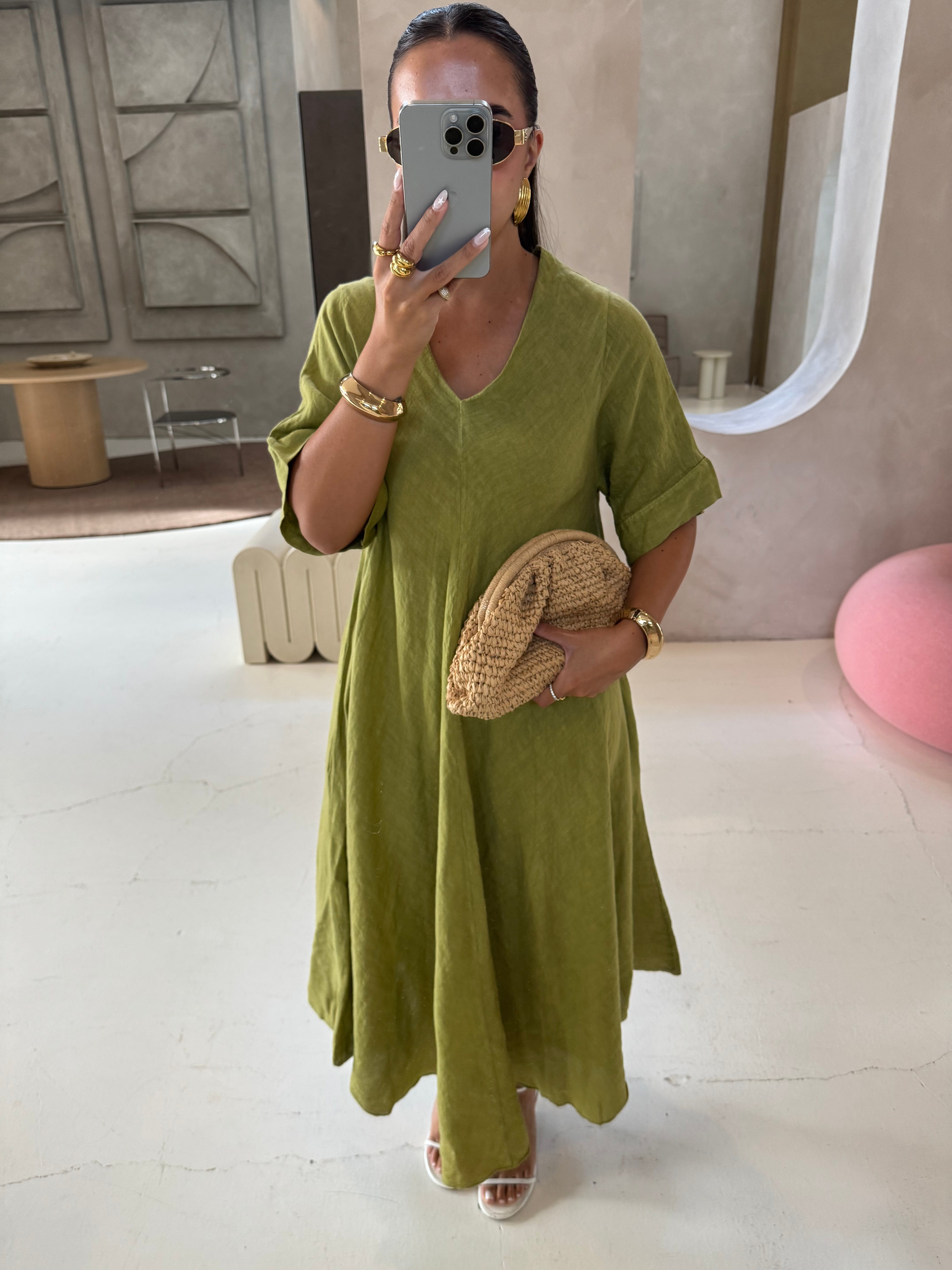 Robe SINAYA longue en lin olive