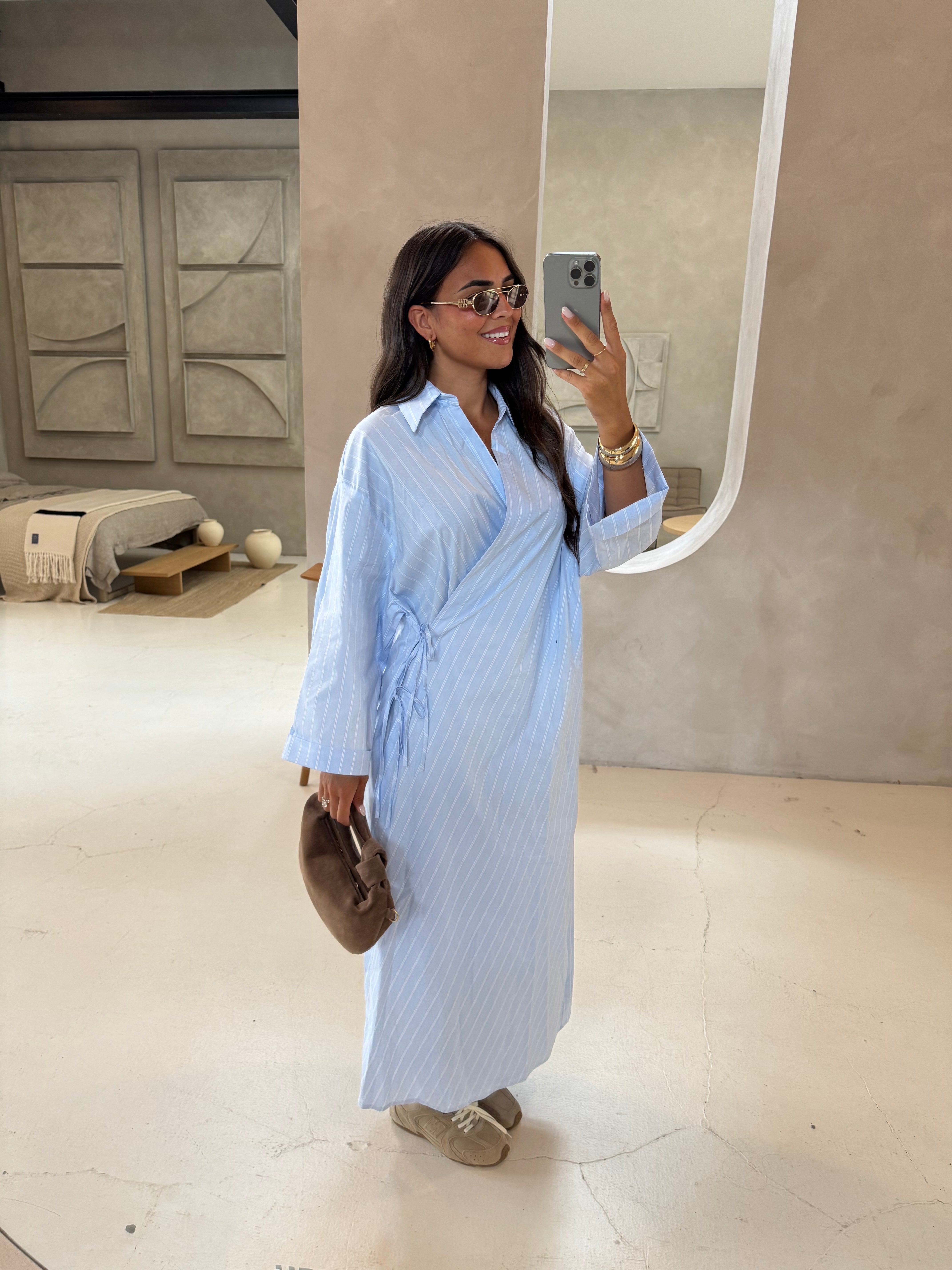 Robe longue à rayures bleu claire (51127)