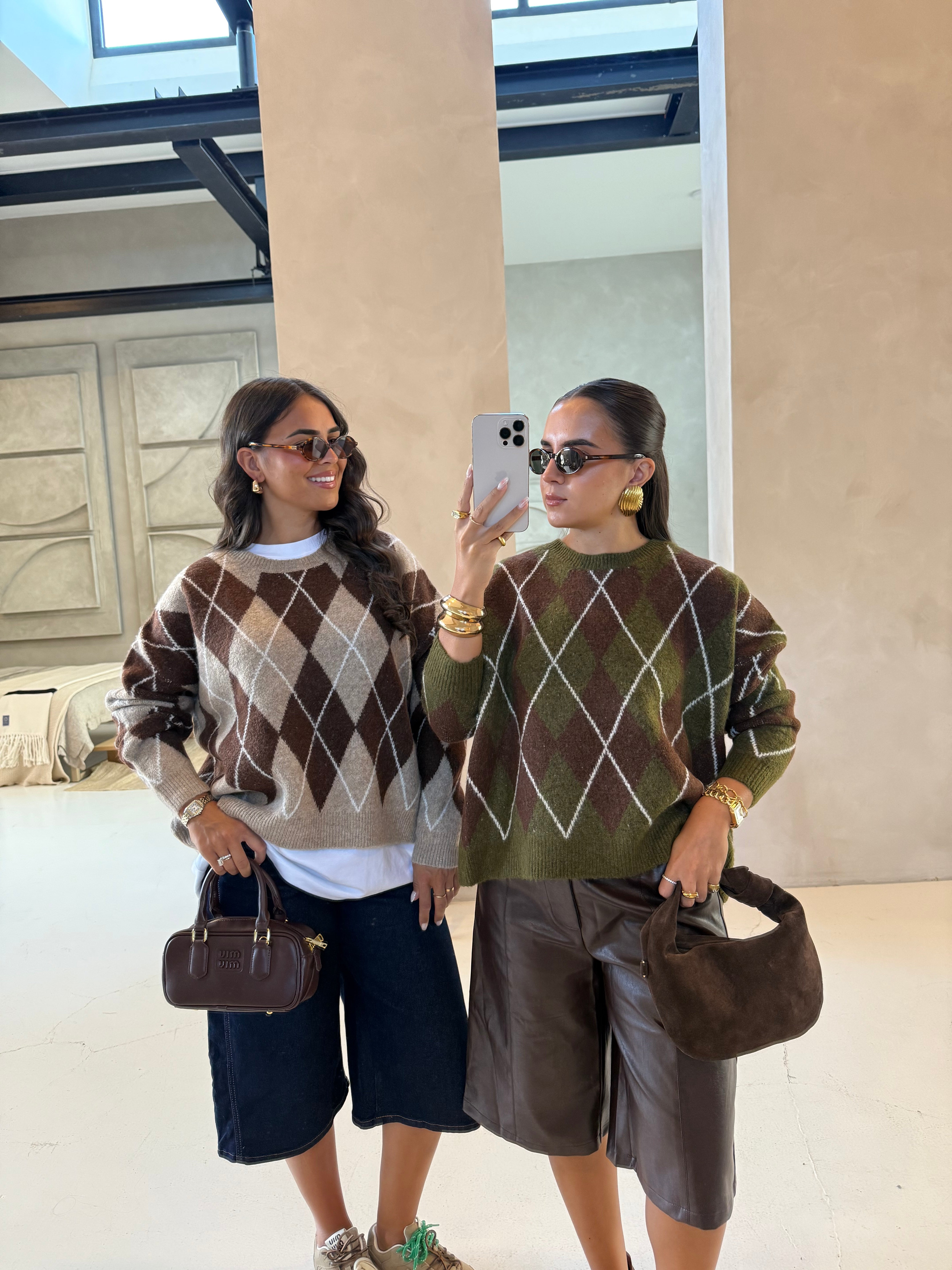 Pull à carreaux marron (TL228)