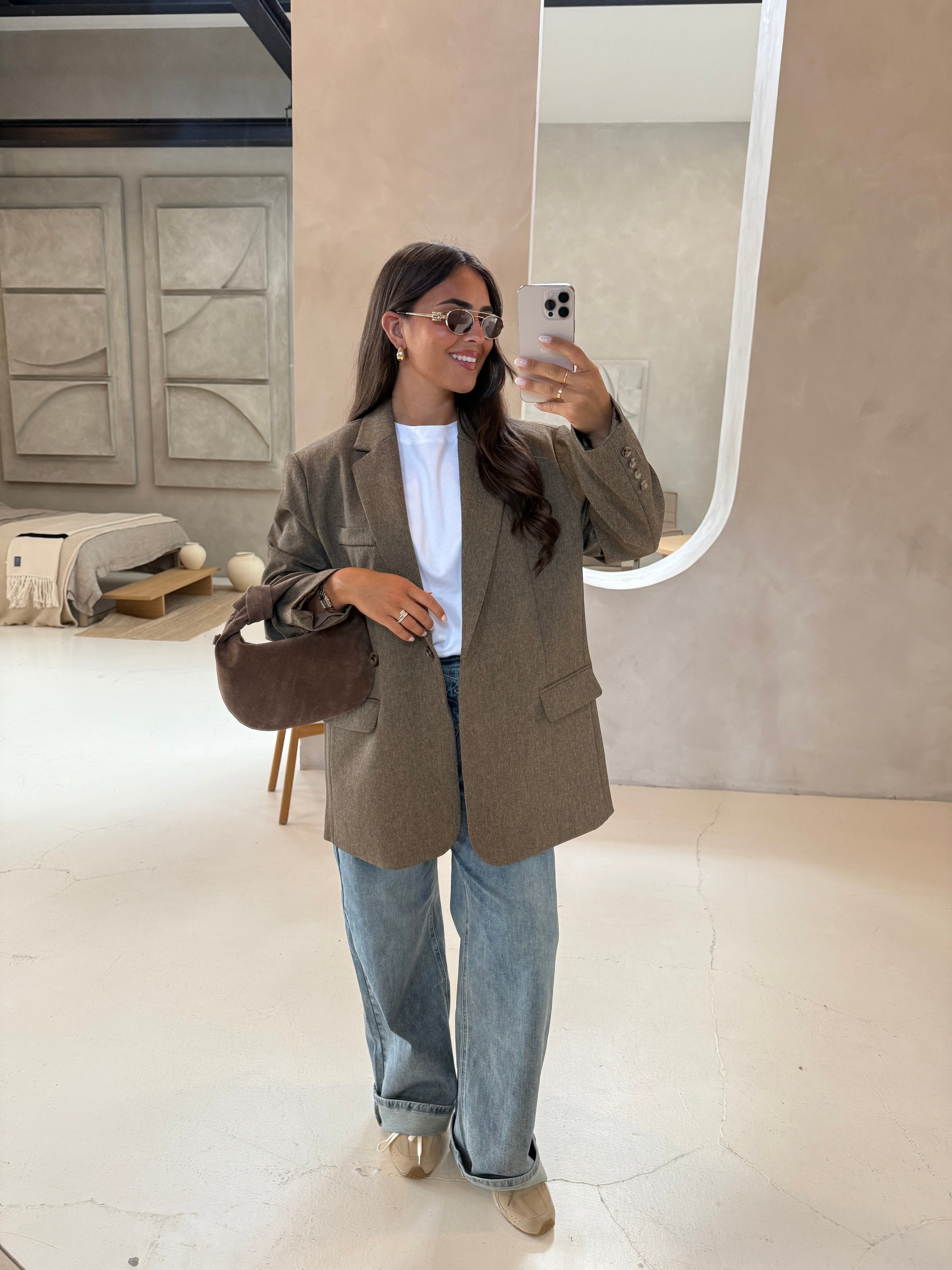 Blazer beige foncé avec bouton au dos (W25210)